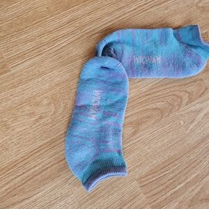 No-Show Athletic Socks in Teal & Purple Blend